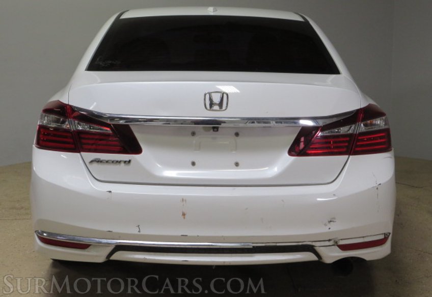 2017 Honda Accord - Image 12