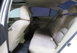 2017 Honda Accord - Image 30