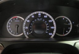 2017 Honda Accord - Image 35