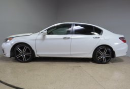 2017 Honda Accord - Image 10