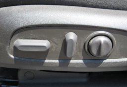 2023 Chevrolet Traverse - Image 52