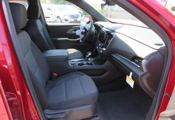 2023 Chevrolet Traverse - Image 25