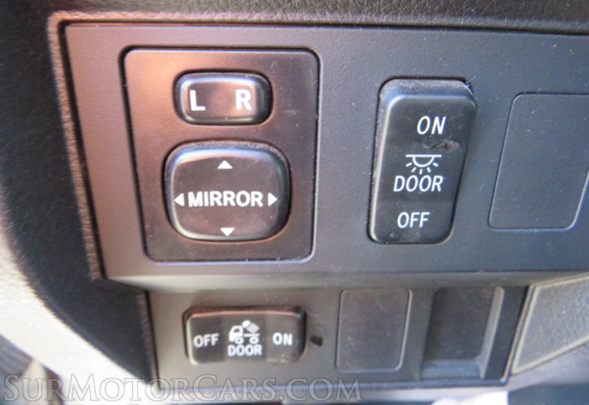 2014 Toyota Tundra 4WD Truck - Image 38