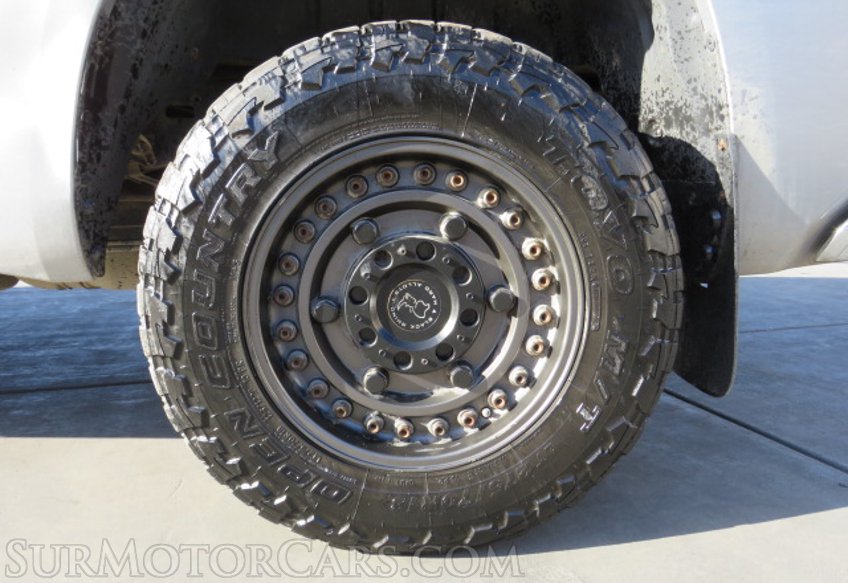 2014 Toyota Tundra 4WD Truck - Image 15