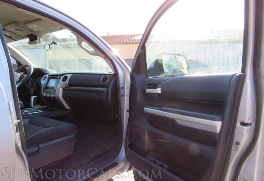 2014 Toyota Tundra 4WD Truck - Image 21