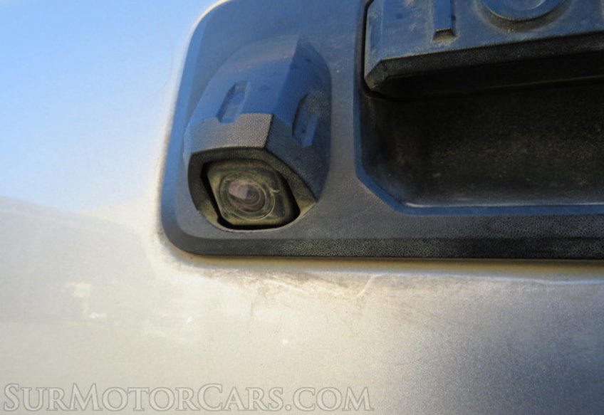 2014 Toyota Tundra 4WD Truck - Image 16