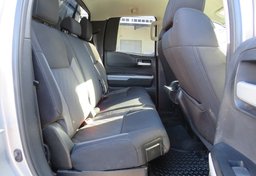 2014 Toyota Tundra 4WD Truck - Image 29