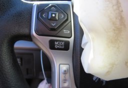 2014 Toyota Tundra 4WD Truck - Image 33