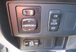 2014 Toyota Tundra 4WD Truck - Image 38