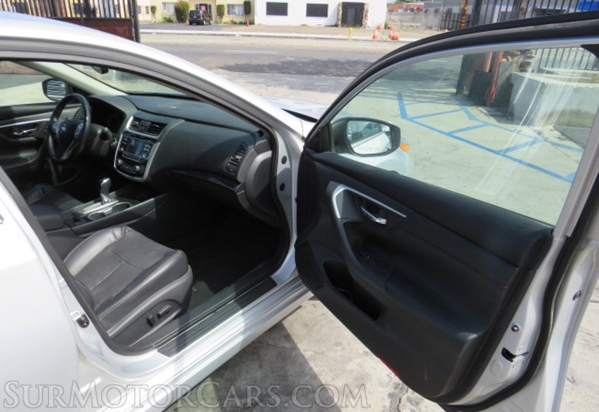 2018 Nissan Altima - Image 22