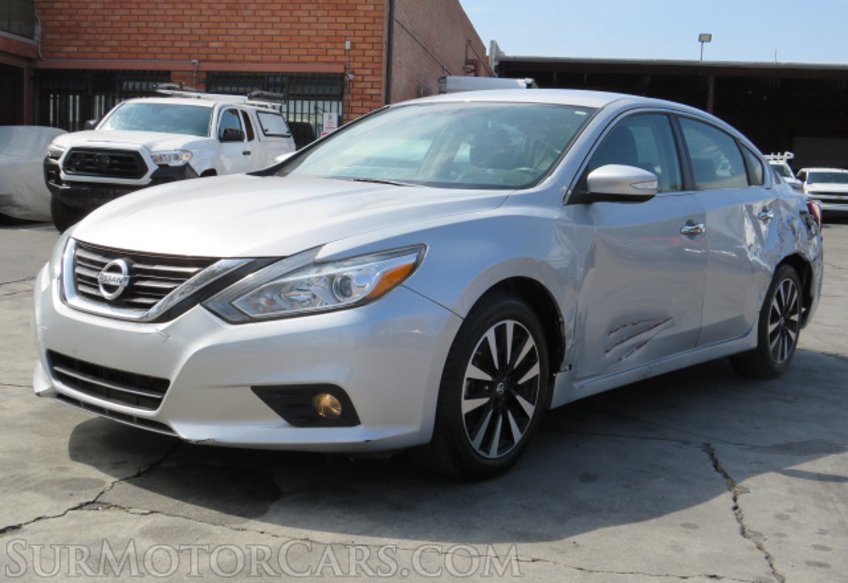 2018 Nissan Altima - Image 4