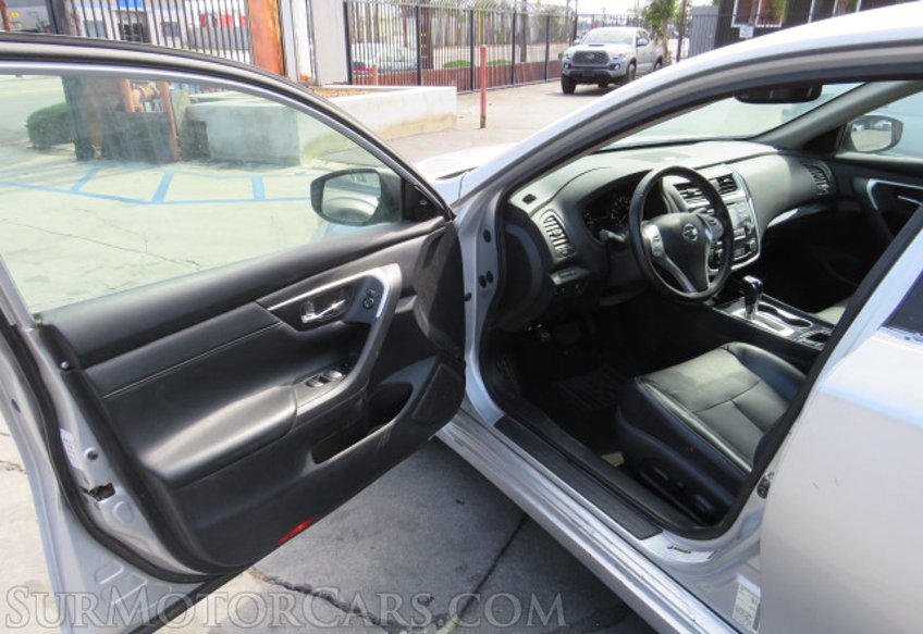 2018 Nissan Altima - Image 21