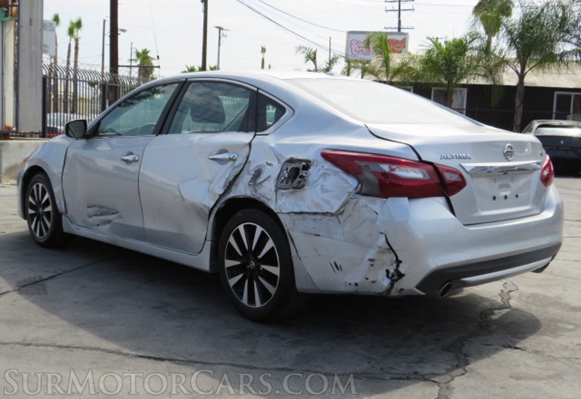 2018 Nissan Altima - Image 8