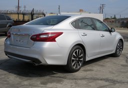 2018 Nissan Altima - Image 7