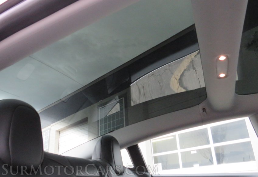 2020 Tesla Model 3 - Image 40