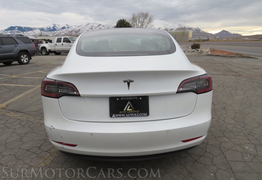 2020 Tesla Model 3 - Image 12