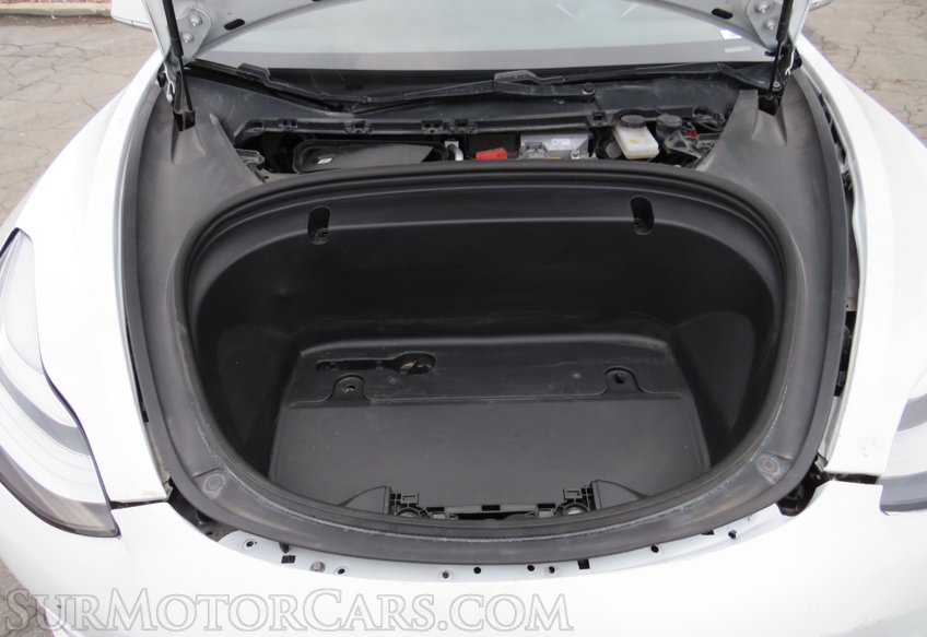 2020 Tesla Model 3 - Image 24