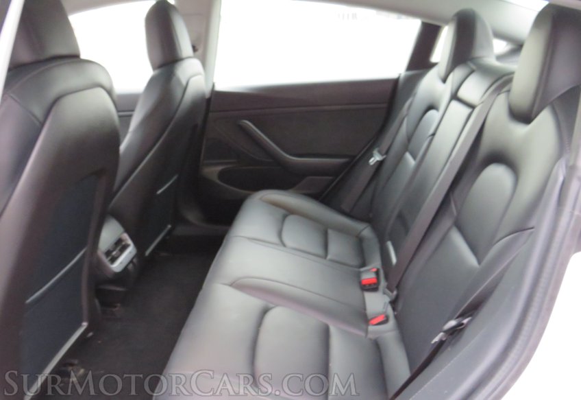 2020 Tesla Model 3 - Image 32
