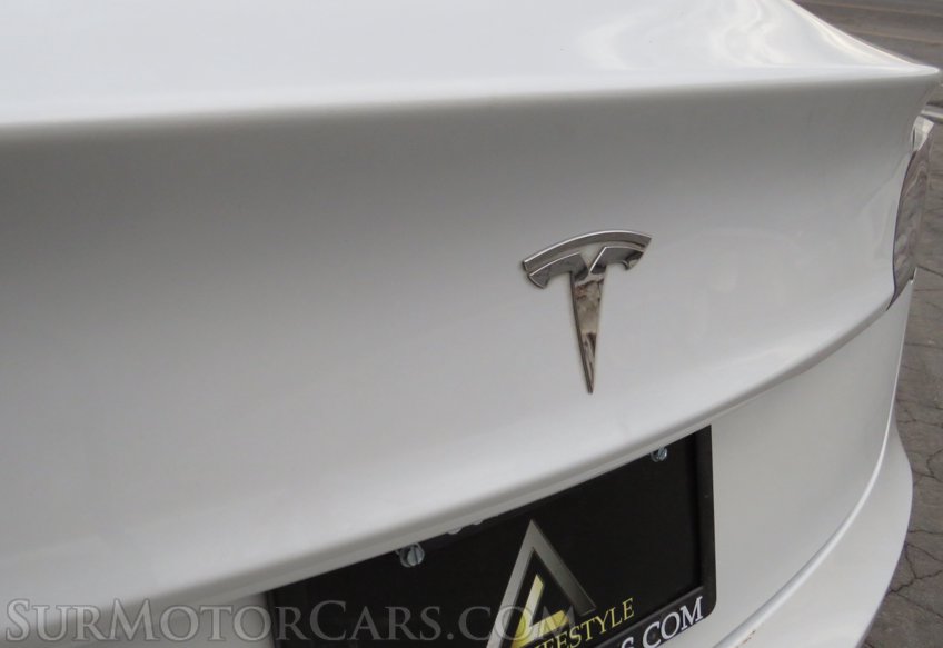 2020 Tesla Model 3 - Image 19