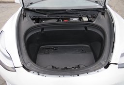 2020 Tesla Model 3 - Image 24