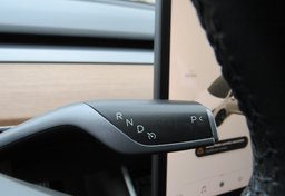 2020 Tesla Model 3 - Image 48