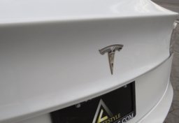 2020 Tesla Model 3 - Image 19