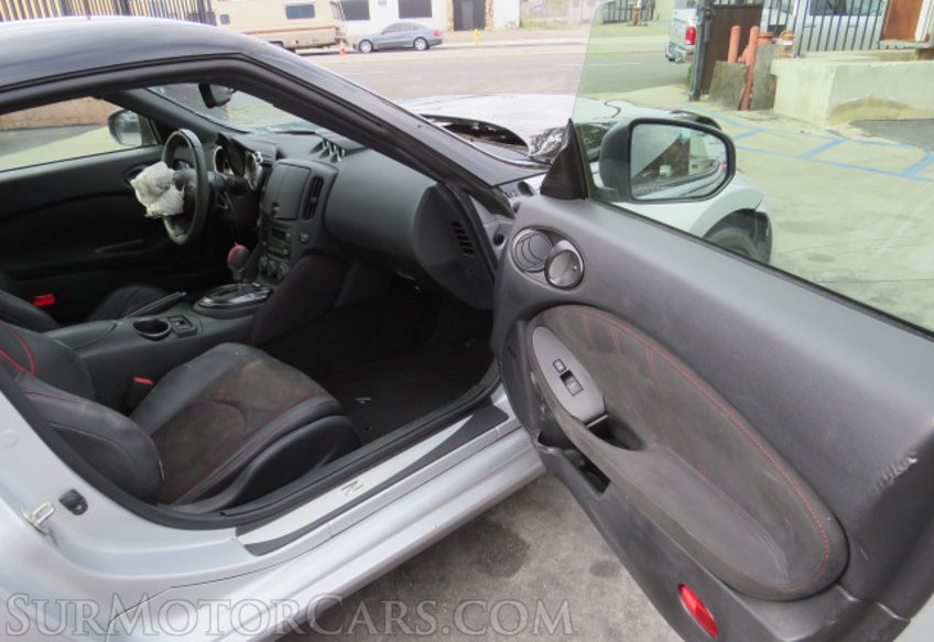 2020 Nissan 370Z Coupe - Image 20