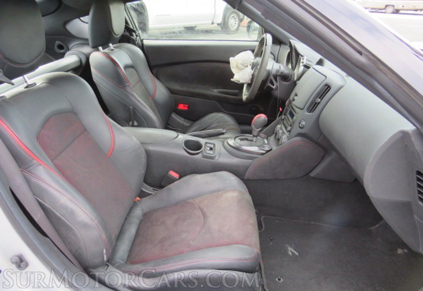 2020 Nissan 370Z Coupe - Image 22