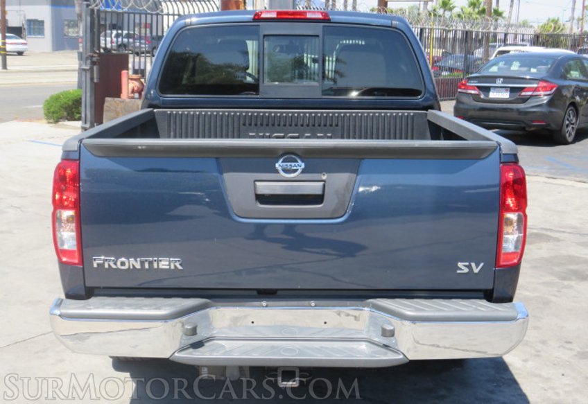 2019 Nissan Frontier - Image 12