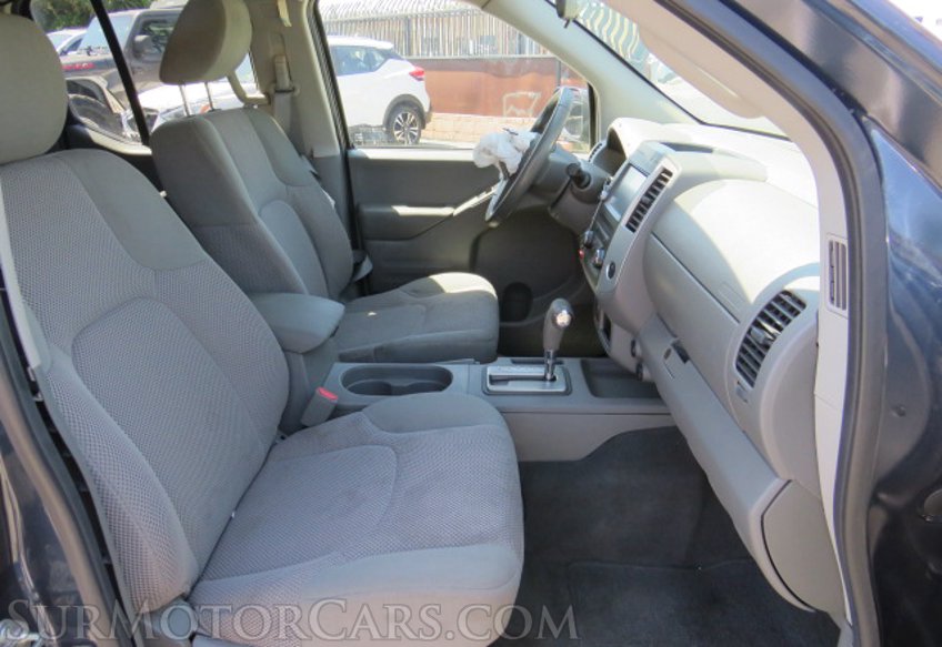 2019 Nissan Frontier - Image 25