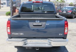 2019 Nissan Frontier - Image 12