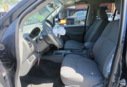 2019 Nissan Frontier - Image 24