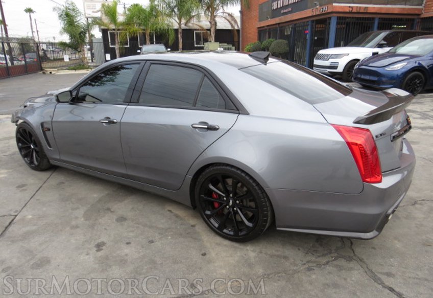 2019 Cadillac CTS-V Sedan - Image 8