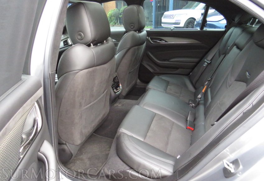 2019 Cadillac CTS-V Sedan - Image 33