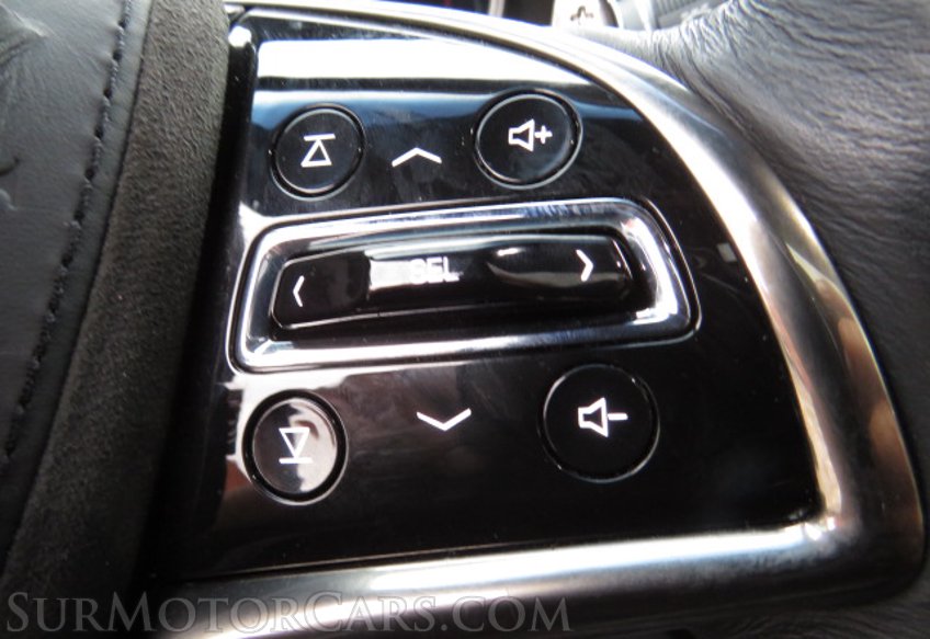 2019 Cadillac CTS-V Sedan - Image 38