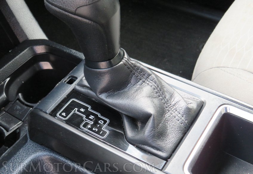 2019 Toyota Tacoma - Image 40