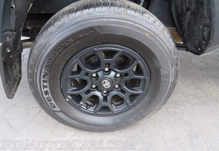 2019 Toyota Tacoma - Image 44