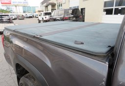 2019 Toyota Tacoma - Image 18