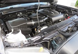 2019 Toyota Tacoma - Image 48