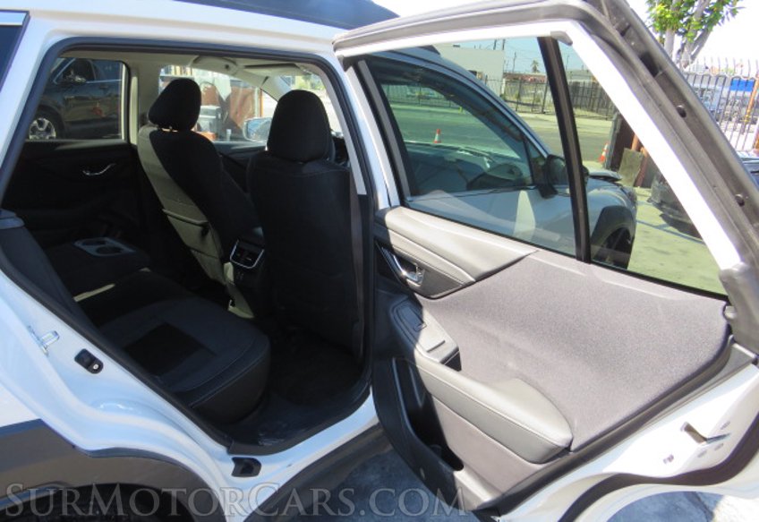 2023 Subaru Outback - Image 24