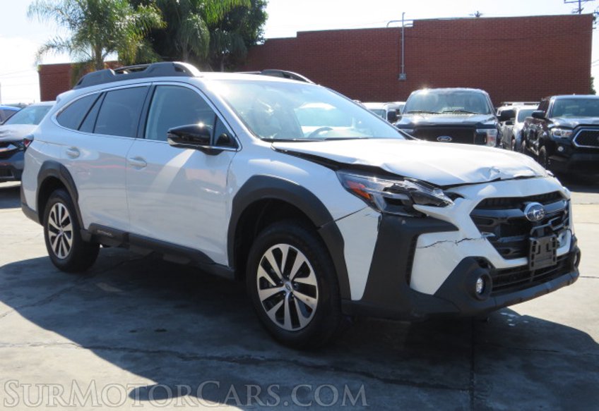 2023 Subaru Outback - Image 3