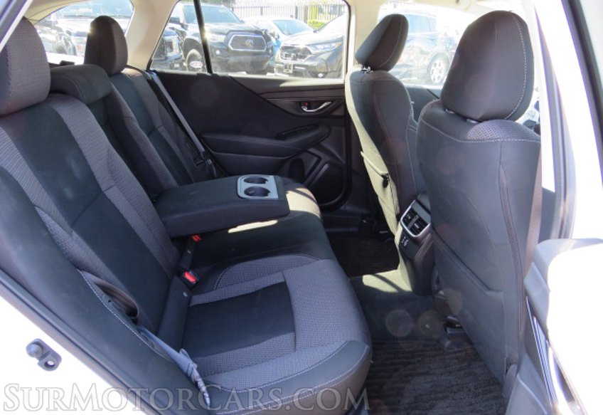 2023 Subaru Outback - Image 28