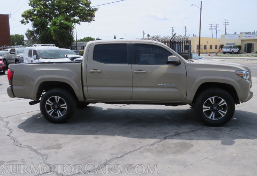 2019 Toyota Tacoma - Image 5