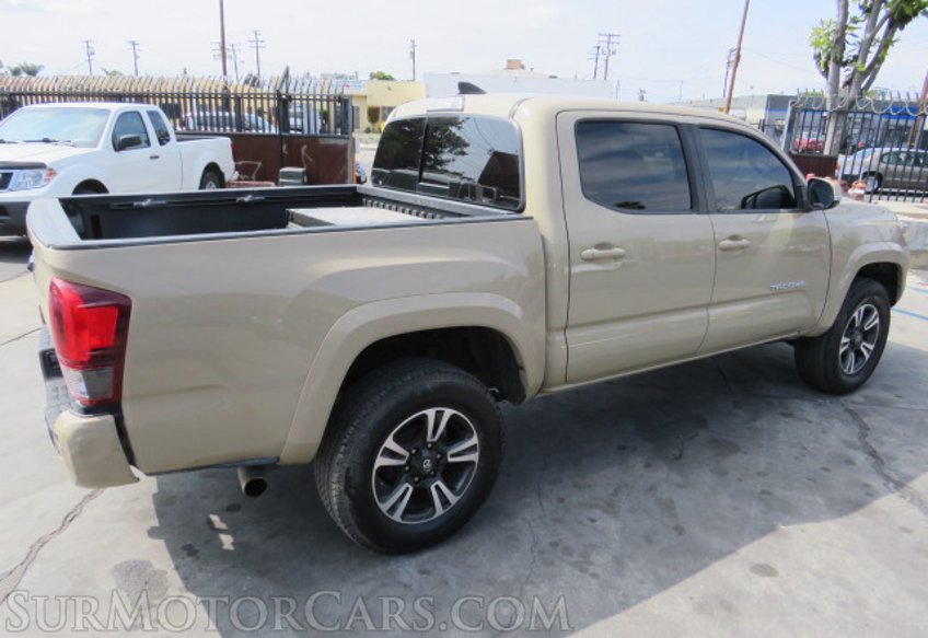 2019 Toyota Tacoma - Image 7
