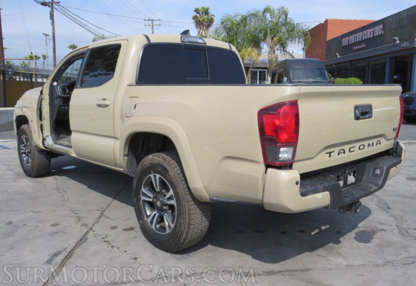 2019 Toyota Tacoma - Image 10