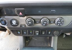 2019 Toyota Tacoma - Image 41