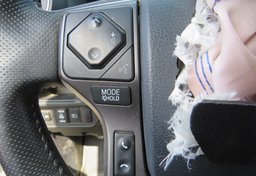 2019 Toyota Tacoma - Image 38