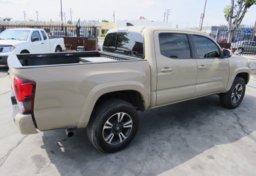 2019 Toyota Tacoma - Image 7