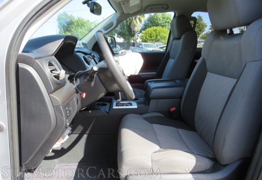 2014 Toyota Tundra - Image 26