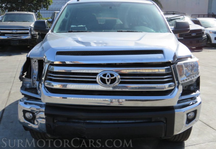 2014 Toyota Tundra - Image 9